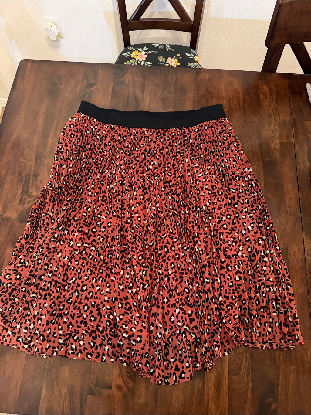 Baked Terracotta Leopard Print Pleated Midi Skirt